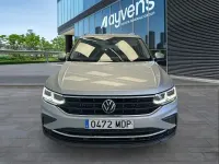 Usado VW Tiguan Life 122 HP (89 kW) 2023 Cinzento SUV