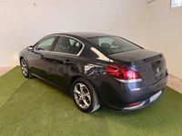 Usado Peugeot 508 Active 120 CV (88 kW) 2017 Gris / plata Berlina