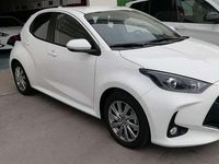 Usado Toyota Yaris Hybrid Active 116 CV (85 kW) 2023 Blanco Utilitario