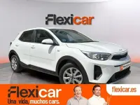 Usado Kia Stonic 84 CV (61 kW) 2022 Blanco SUV