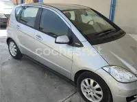Usado Mercedes A160 82 CV (60 kW) 2011 Gris / plata Monovolumen