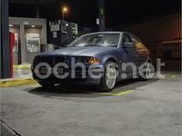 Usado BMW 320 136 CV (100 kW) 1999 Azul Berlina