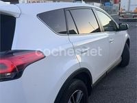 Usado Toyota RAV4 Business Edition 143 CV (105 kW) 2017 Blanco SUV