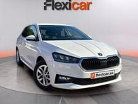 Usado Skoda Fabia Selection 95 CV (69 kW) 2024 Blanco Utilitario