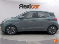 Usado Hyundai i10 67 CV (49 kW) 2023 Verde Utilitario