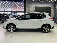 Usado Peugeot 2008 Allure 120 CV (88 kW) 2016 Blanco SUV