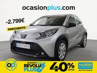 Usado Toyota Aygo X Play 72 CV (52 kW) 2024 Gris / plata SUV
