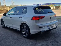 Usado VW Golf VII R-line 150 CV (110 kW) 2021 Blanco Utilitario
