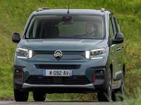 Usado Citroën Berlingo 102 CV (75 kW) 2024 Rojo Monovolumen