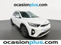 Usado Kia Stonic 101 CV (74 kW) 2019 Blanco SUV