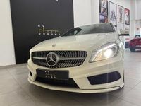 Usado Mercedes A180 AMG line 122 CV (89 kW) 2015 Blanco Berlina