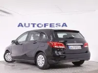 Usado Mercedes B180 110 CV (80 kW) 2016 Negro Utilitario