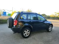 Begagnad Toyota RAV4 Luna 150 HK (110 kW) 2000 Svart SUV