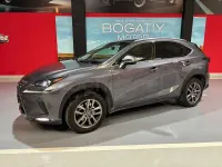 Usado Lexus NX300h Executive Line 197 CV (144 kW) 2018 Gris / plata SUV
