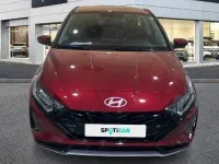 Usado Hyundai i20 101 CV (74 kW) 2024 Rojo Utilitario