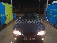 Usado Opel Vectra Edition 136 CV (100 kW) 2000 Azul Berlina