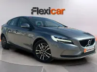 Usado Volvo V40 120 CV (88 kW) 2019 Gris Berlina