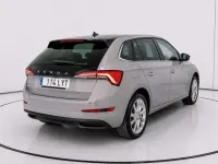 Usado Skoda Scala Style 110 CV (80 kW) 2022 Gris Utilitario