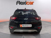 Usado Kia Stonic 84 CV (61 kW) 2023 Negro SUV