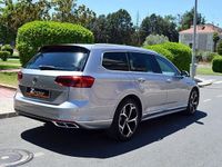 Usado VW Passat R-line 190 CV (139 kW) 2020 Gris / plata Familiar