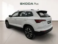 Usado Skoda Karoq Style 150 CV (110 kW) 2022 Blanco SUV