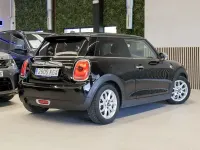 Usado Mini ONE 102 CV (75 kW) 2018 Negro Utilitario