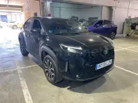 Usado Toyota Yaris Cross Active 116 CV (85 kW) 2022 Negro SUV