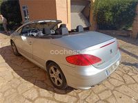 Usado Peugeot 307 CC 138 CV (101 kW) 2005 Gris / plata Descapotable