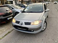Usado Renault Mégane II Authentique 80 CV (58 kW) 2004 Gris / plata Berlina