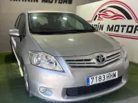 Usado Toyota Auris Active 90 CV (66 kW) 2011 Gris / plata Utilitario
