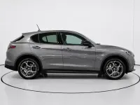 Usado Alfa Romeo Stelvio Sprint 160 CV (117 kW) 2023 Negro SUV