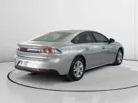 Usado Peugeot 508 Active 130 CV (95 kW) 2022 Gris / plata Berlina