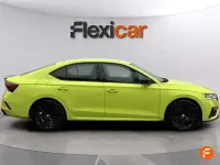 Usado Skoda Octavia RS 200 CV (147 kW) 2020 Amarillo