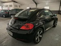 Usado VW Beetle Design 140 CV (102 kW) 2014 Negro Utilitario