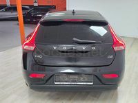 Usado Volvo V40 Kinetic 120 HP (88 kW) 2015 Preto Sedan