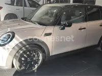 Usado Mini Cooper 136 CV (100 kW) 2023 Beige Utilitario