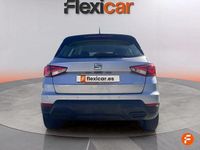 Usado Seat Arona Style 110 CV (80 kW) 2022 Gris SUV