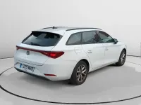 Usado Seat Leon Style 115 CV (84 kW) 2022 Blanco Familiar