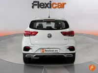 Usado MG ZS Luxury 106 CV (77 kW) 2024 Blanco SUV