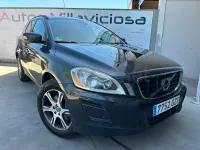 Usado Volvo XC60 Momentum 205 CV (150 kW) 2010 Gris / plata SUV