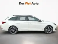 Usado Seat Leon FR 116 CV (85 kW) 2025 Blanco