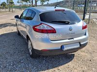Usado Renault Mégane 110 CV (80 kW) 2012 Gris / plata Berlina