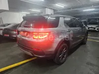 Usado Land Rover Discovery Sport Basis 163 CV (119 kW) 2021 Gris / plata SUV