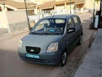 Usado Kia Picanto 69 CV (50 kW) 2006 Gris Utilitario