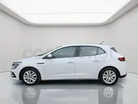 Usado Renault Mégane II Equilibre 115 CV (84 kW) 2023 Blanco Berlina