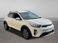 Usado Kia Stonic 84 CV (61 kW) 2023 Blanco SUV