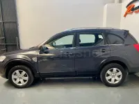 Usado Chevrolet Captiva 150 CV (110 kW) 2008 Gris / plata SUV