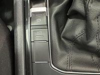 Usado VW Tiguan Life 150 CV (110 kW) 2022 Blanco SUV