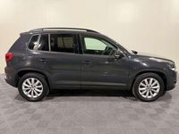Käytetty VW Tiguan 140 HP (102 kW) 2014 Harmaa Katumaasturi
