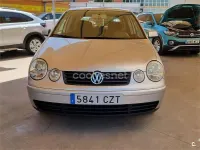 Usado VW Polo Highline 75 CV (55 kW) 2004 Gris / plata Utilitario